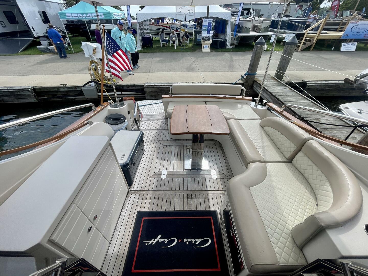 Slide: The Image of Chris-Craft Commander 42 2017 - 4188443