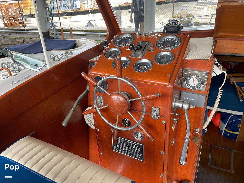 Slide: The Image of Chris-Craft Constellation 27 1959 - 10273742