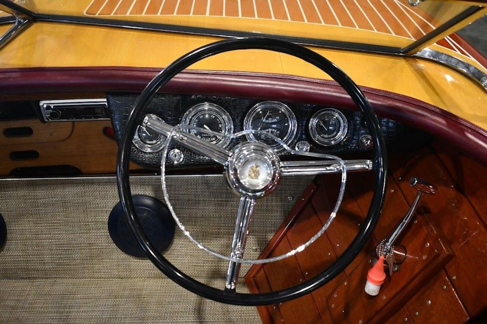 Slide: The Image of Chris-Craft Continental 28 1956 - 5307359