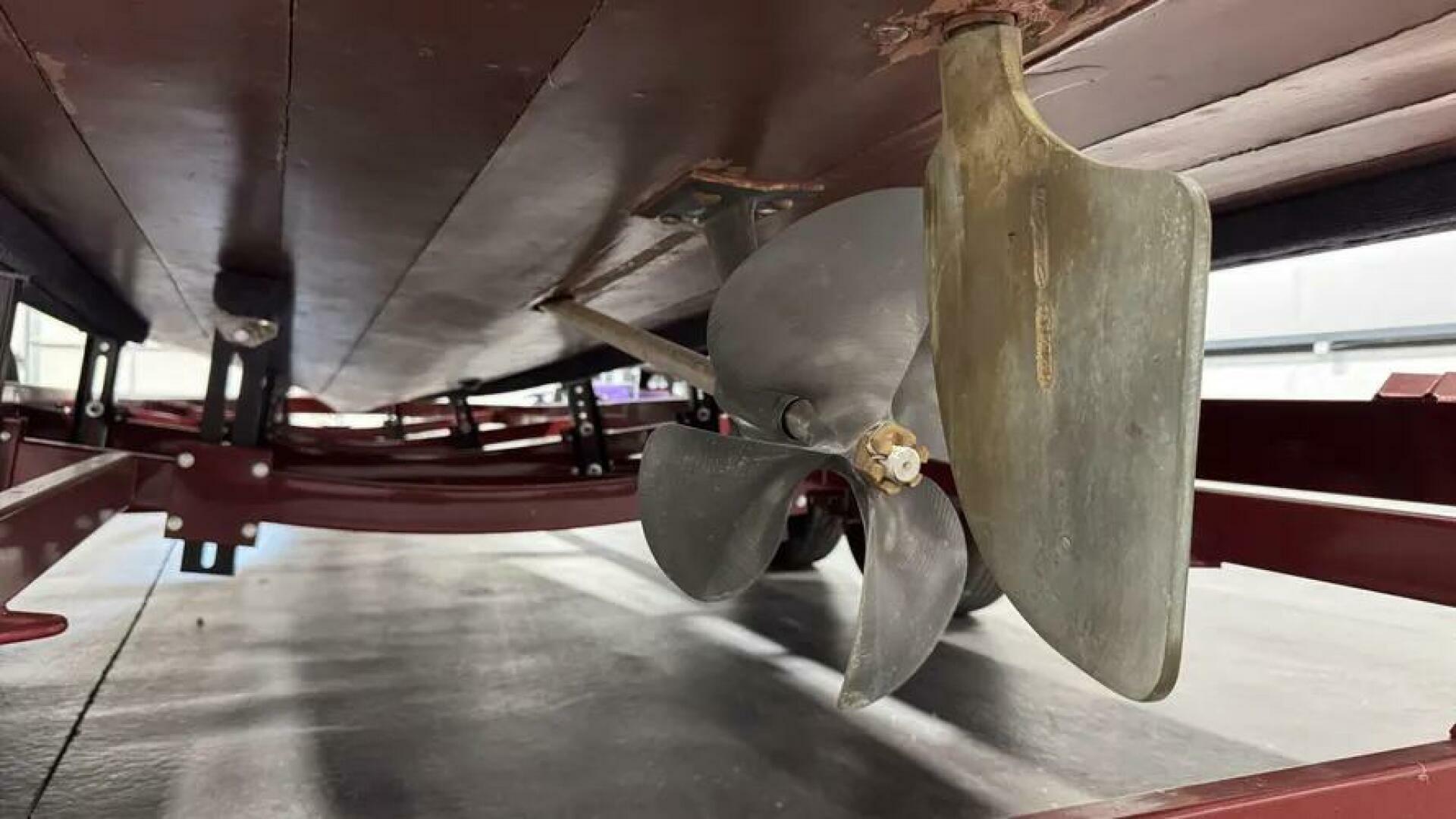 Slide: The Image of Chris-Craft Continental 28 1956 - 4890057