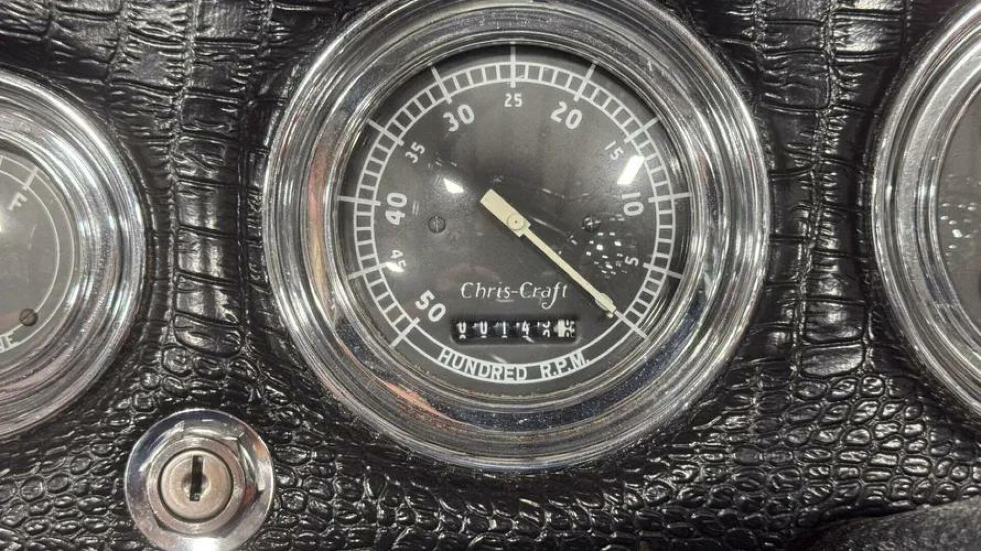 Slide: The Image of Chris-Craft Continental 28 1956 - 4890066