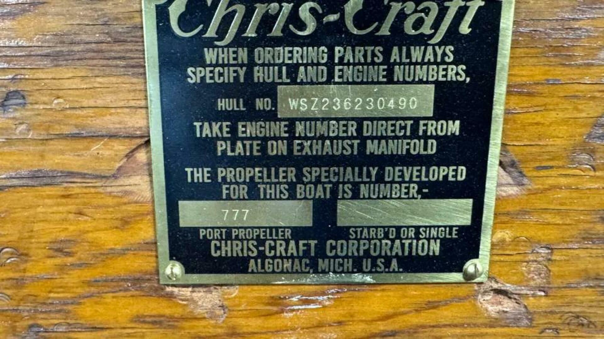 Slide: The Image of Chris-Craft Continental 28 1956 - 4890067