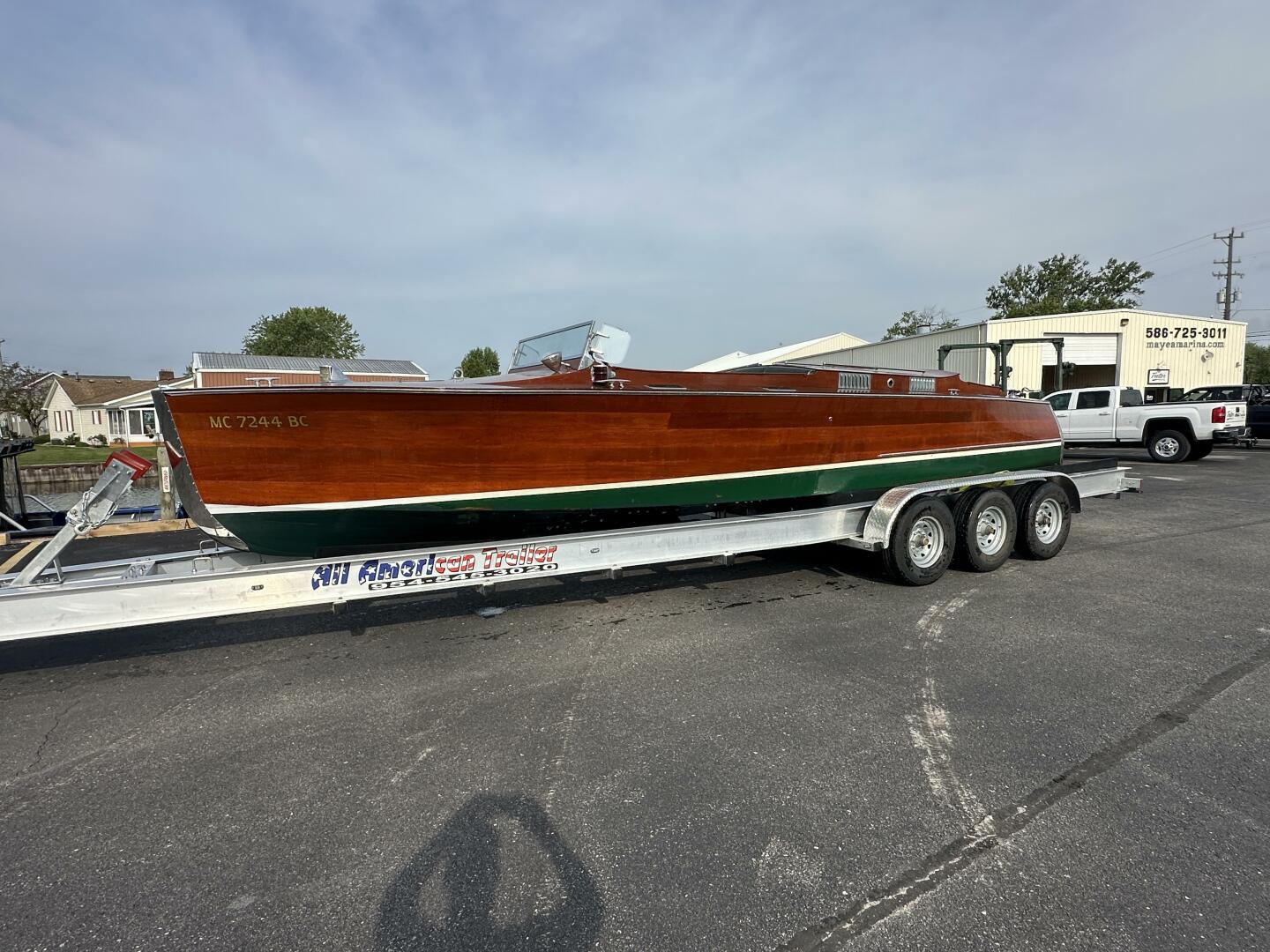 Slide: The Image of Chris-Craft Custom Runabout 1930 - 5112589
