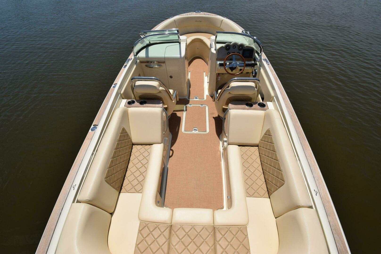 Slide: The Image of Chris-Craft Launch 25 2017 - 4908590