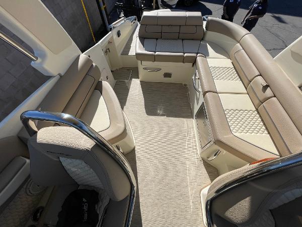 Slide: The Image of Chris-Craft Launch 28 GT 2025 - 13