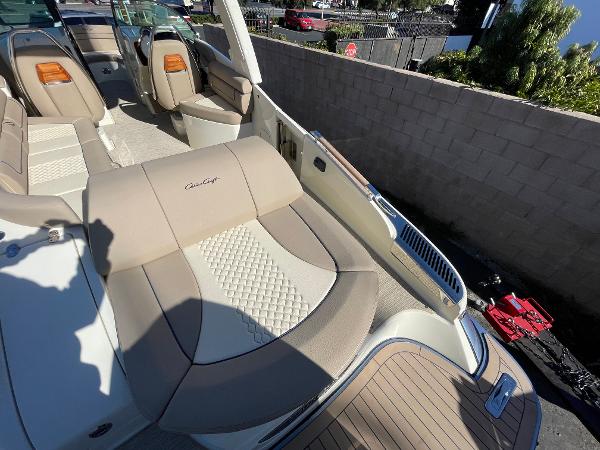 Slide: The Image of Chris-Craft Launch 28 GT 2025 - 17
