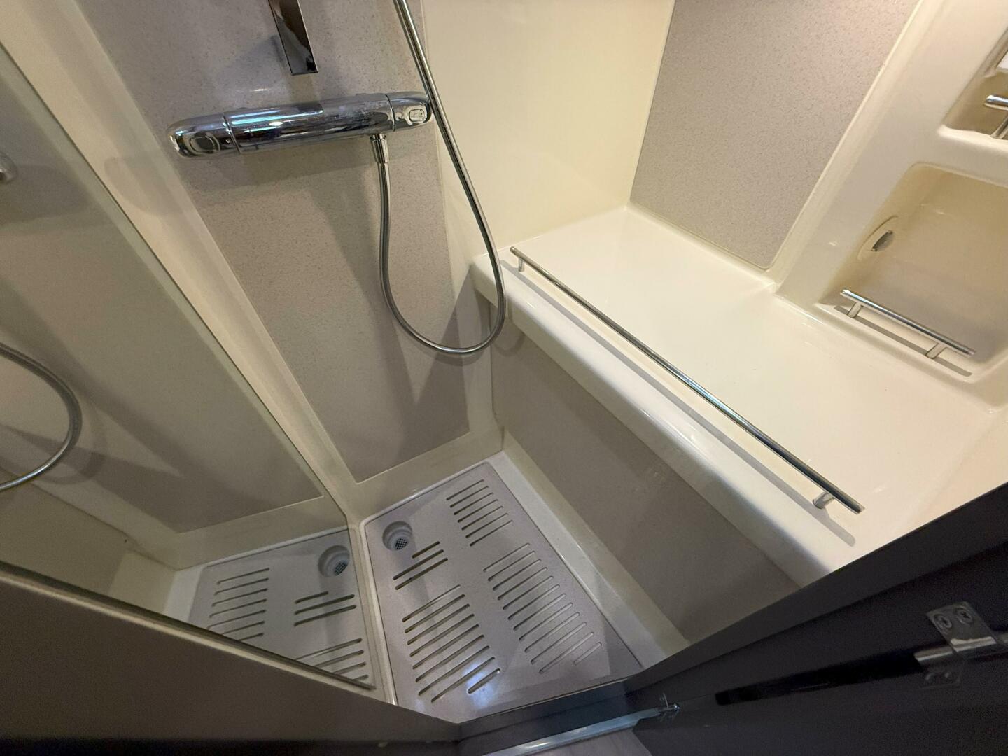 Slide: The Image of Chris-Craft Launch 38 2018 - 5392553