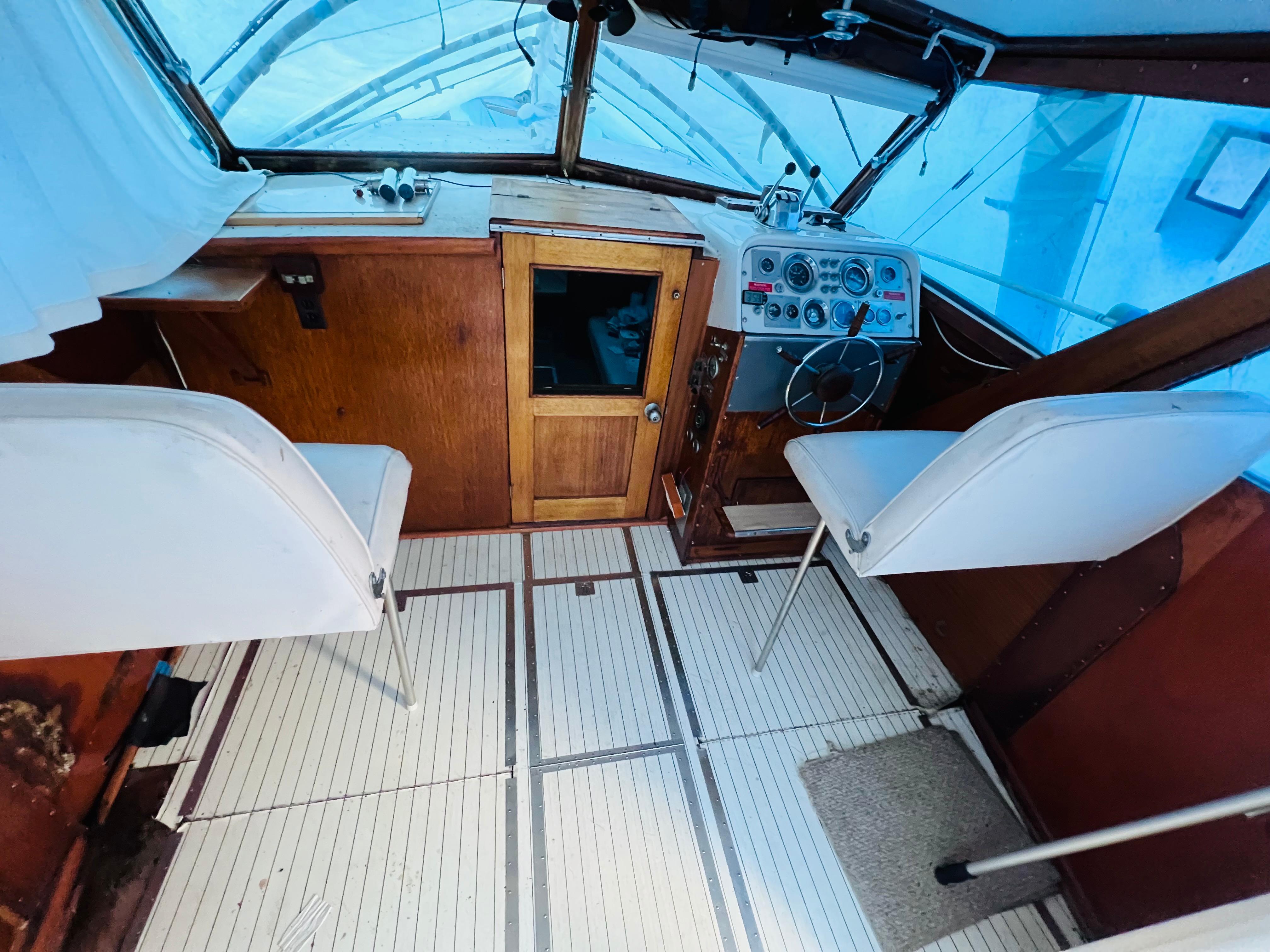 Slide: The Image of Chris-Craft Roamer 1962 - 6