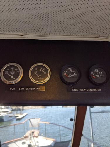 Slide: The Image of Chris-Craft Roamer 1976 - 103