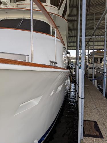 Slide: The Image of Chris-Craft Roamer 1976 - 111