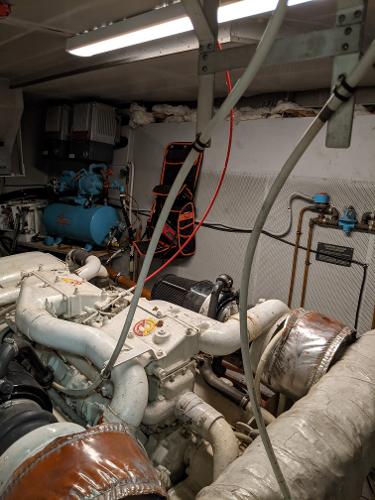Slide: The Image of Chris-Craft Roamer 1976 - 73