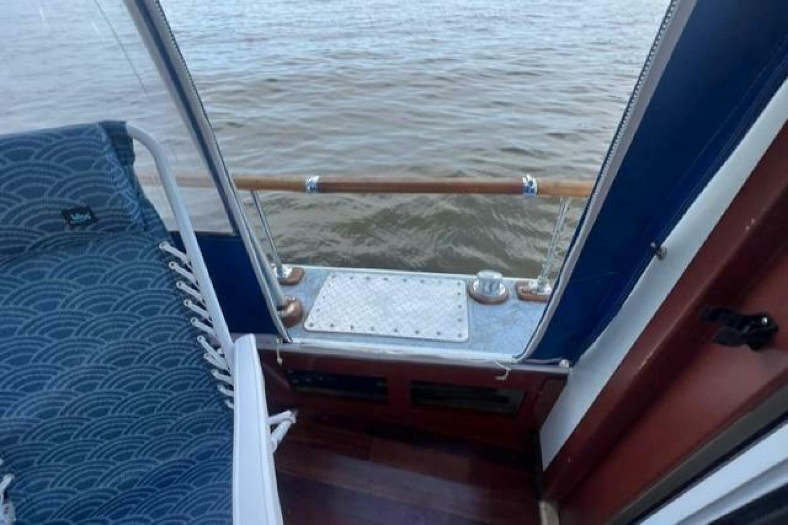 Slide: The Image of Chris-Craft Roamer Hardtop Cruiser 1966 - 5147160