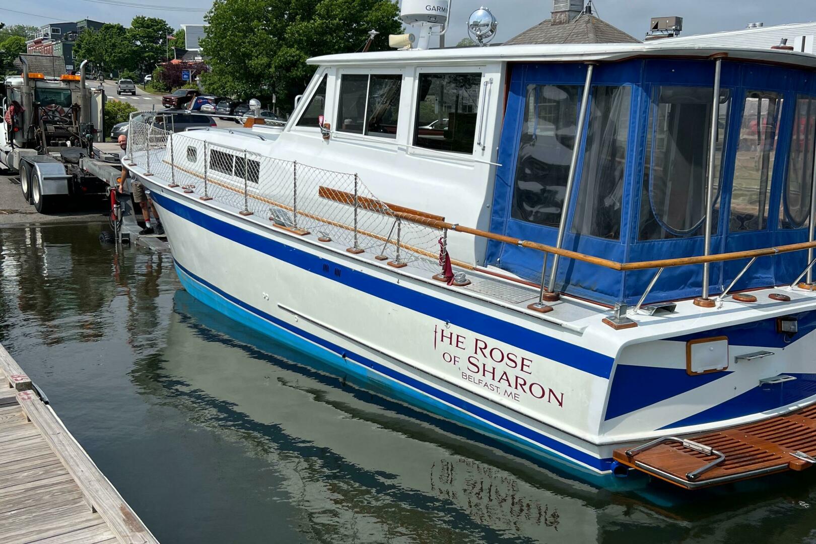 Slide: The Image of Chris-Craft Roamer Hardtop Cruiser 1966 - 5147146