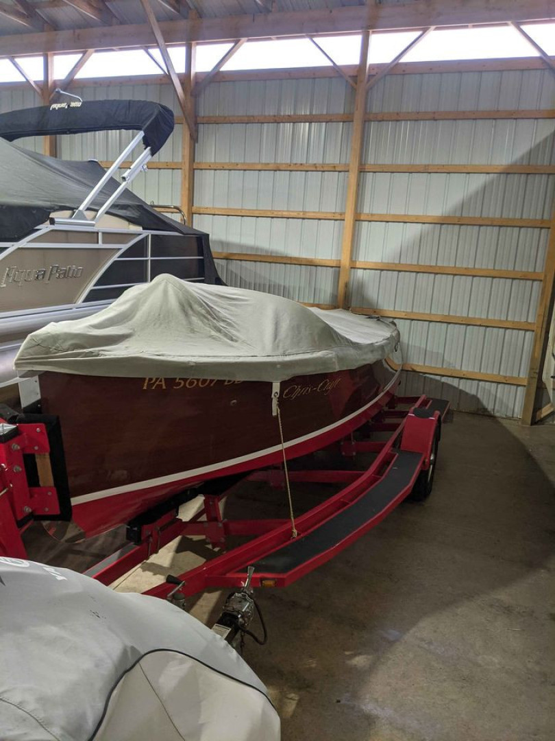 Slide: The Image of Chris-Craft Runabout Deluxe 1937 - 1751908