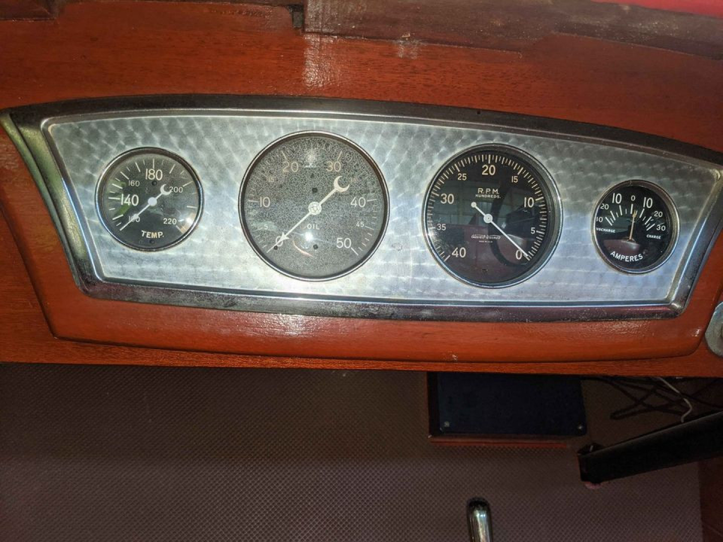 Slide: The Image of Chris-Craft Runabout Deluxe 1937 - 1751917