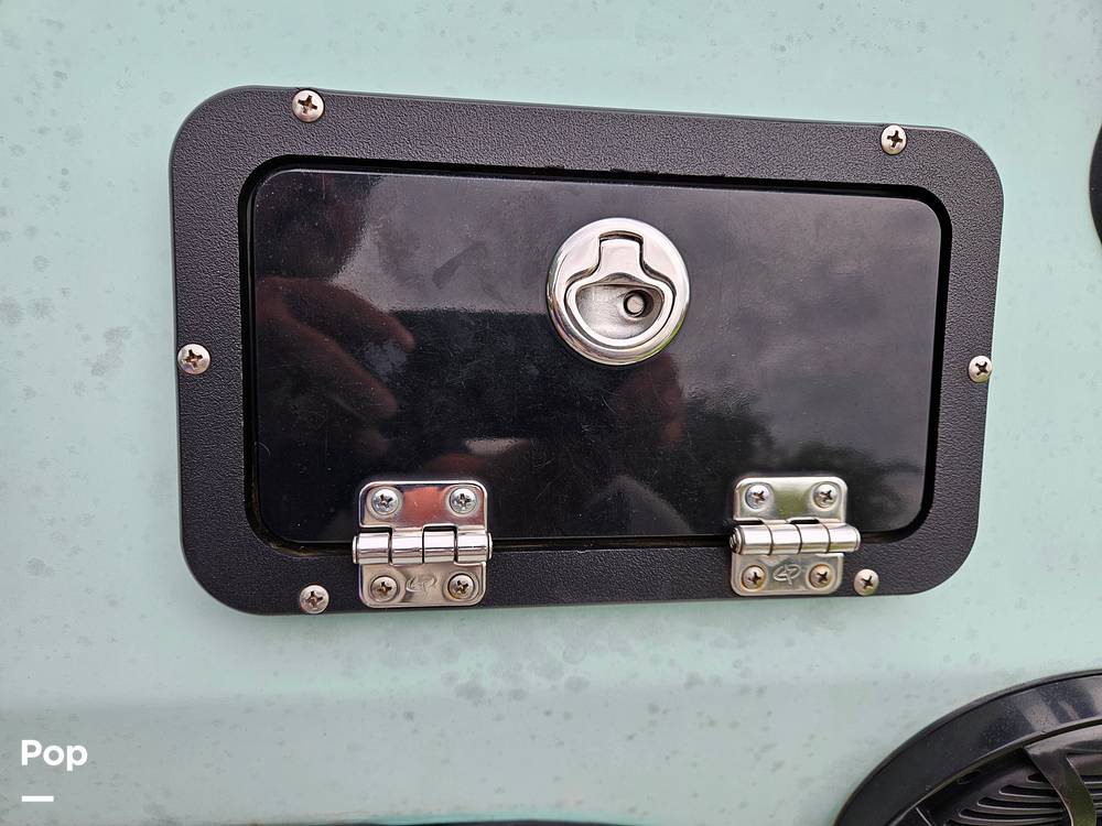 Slide: The Image of Glove Box - 15624659