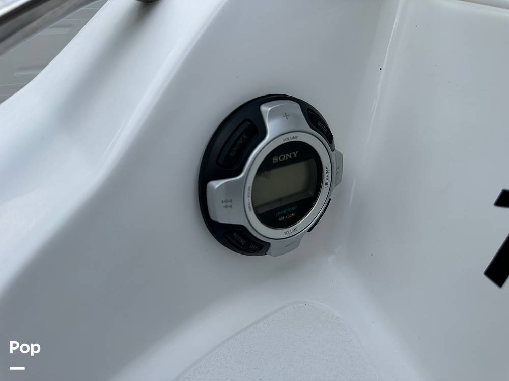 Slide: The Image of Cobalt 220S 2015 - 14767386