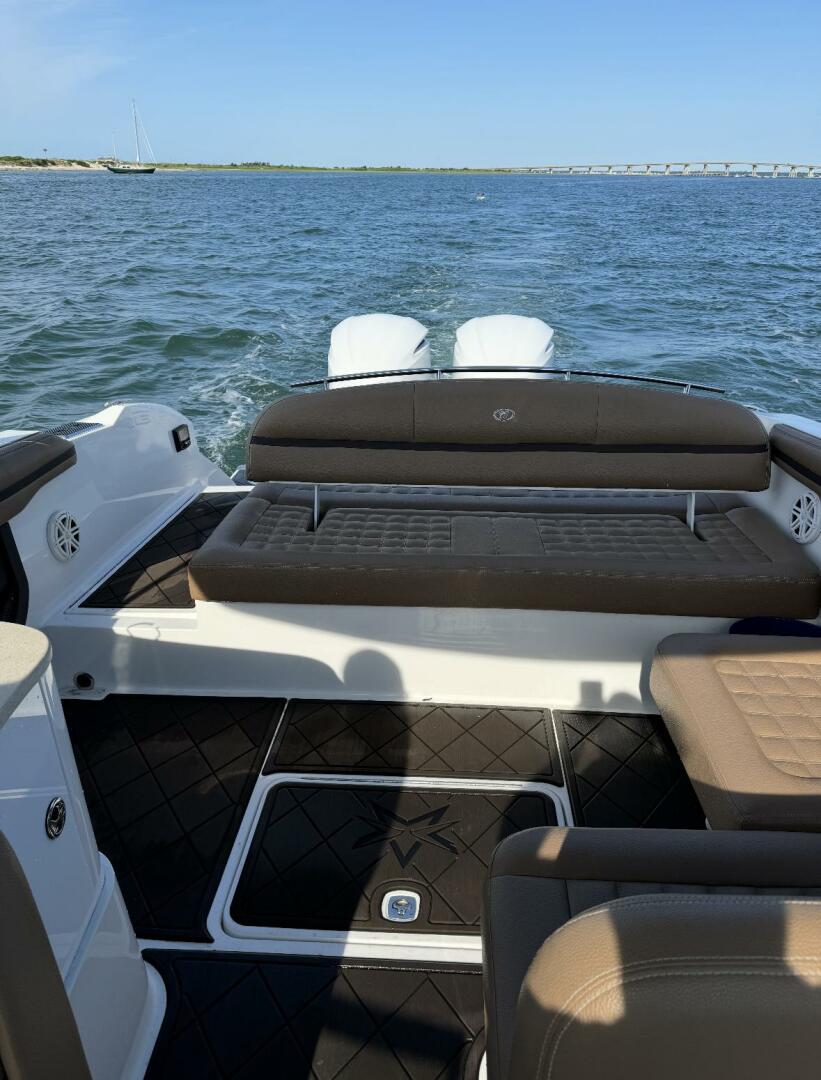 Slide: The Image of Cobalt 30SC Outboard 2020 - 5464667