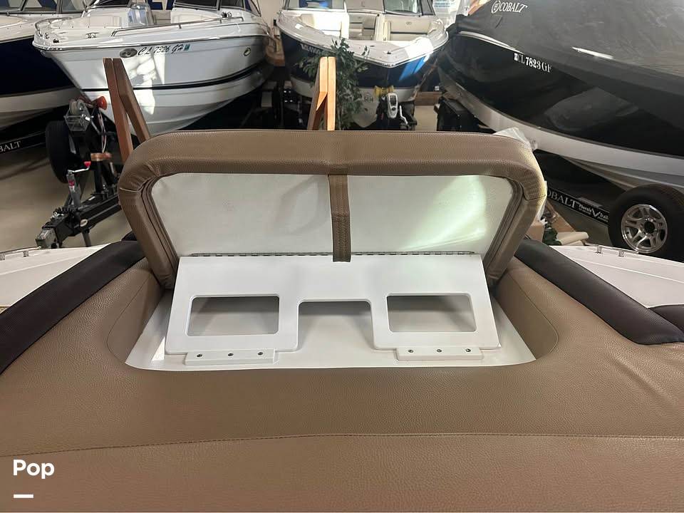 Slide: The Image of Cobalt CS23 Surf 2019 - 15609135