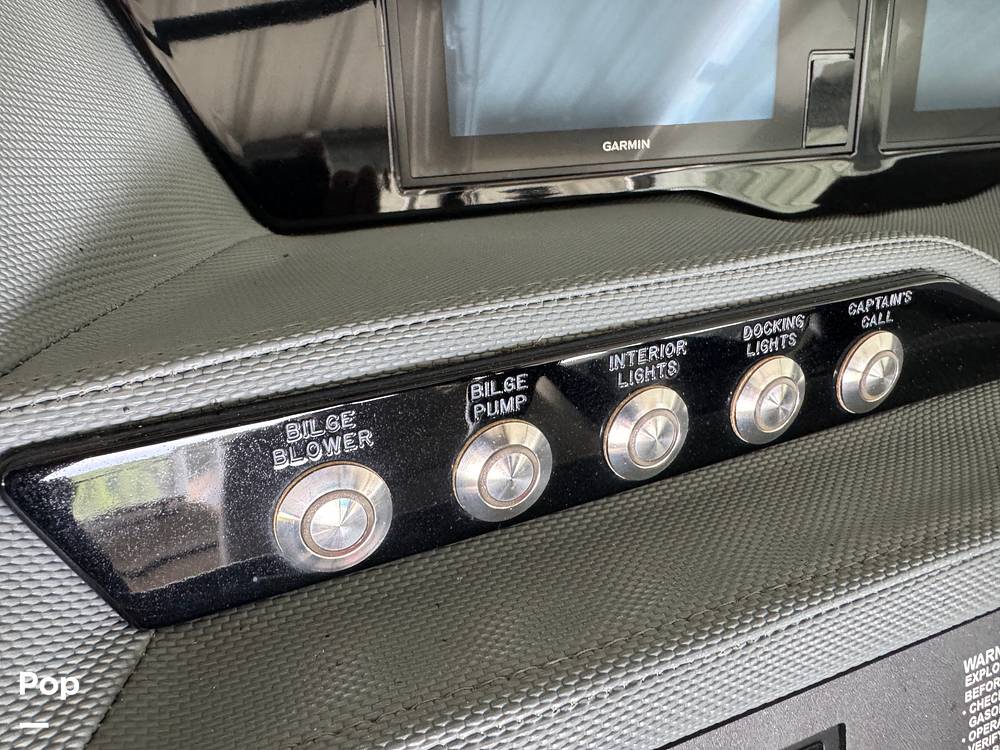 Slide: The Image of Cobalt RF5 Surf 2020 - 15427844