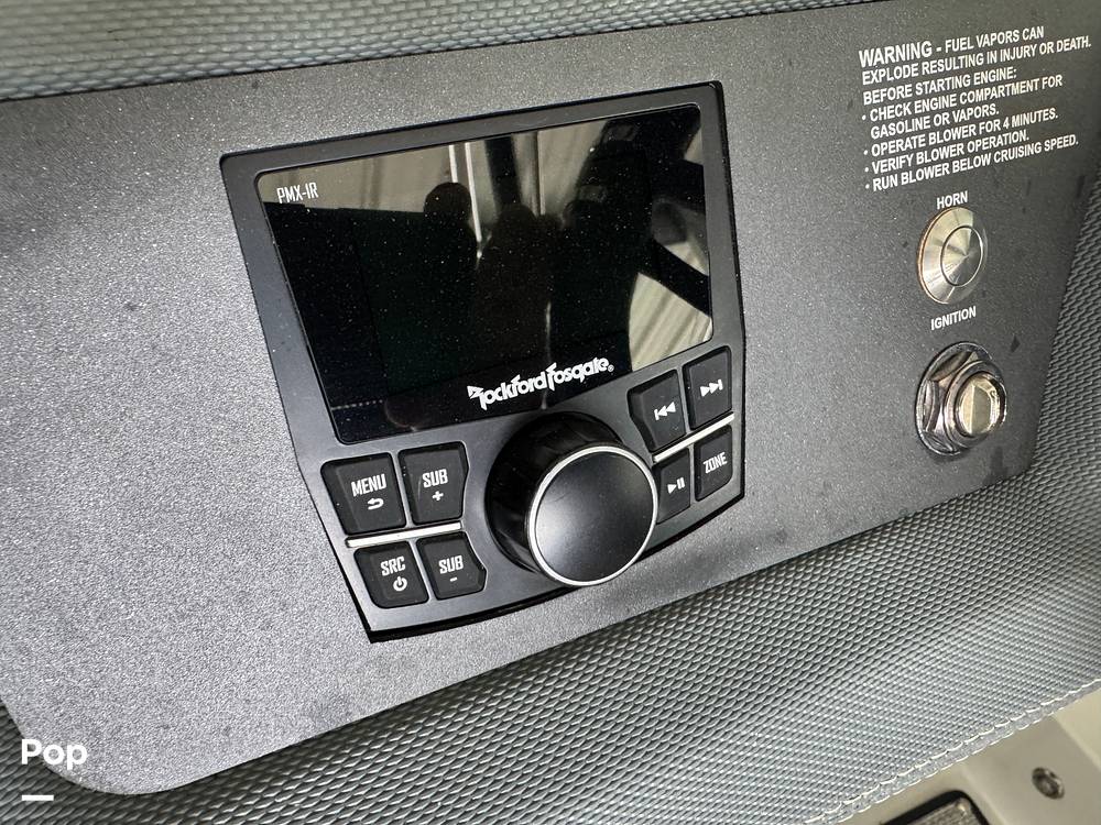 Slide: The Image of Cobalt RF5 Surf 2020 - 15427845