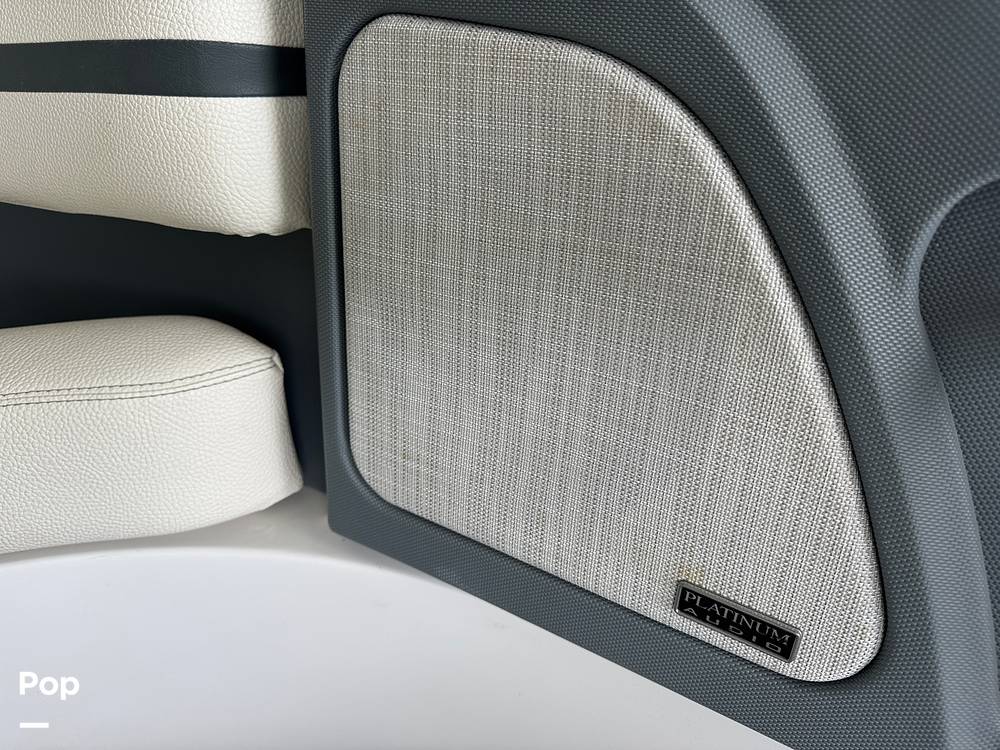 Slide: The Image of Cobalt RF5 Surf 2020 - 15427873