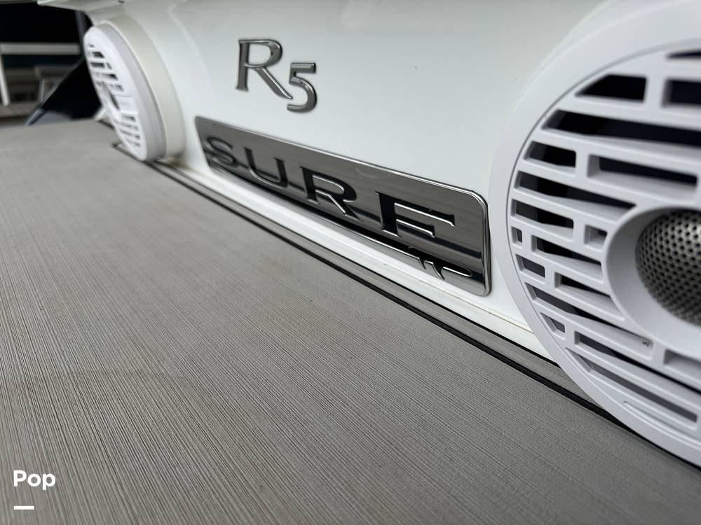 Slide: The Image of Cobalt RF5 Surf 2020 - 15427866