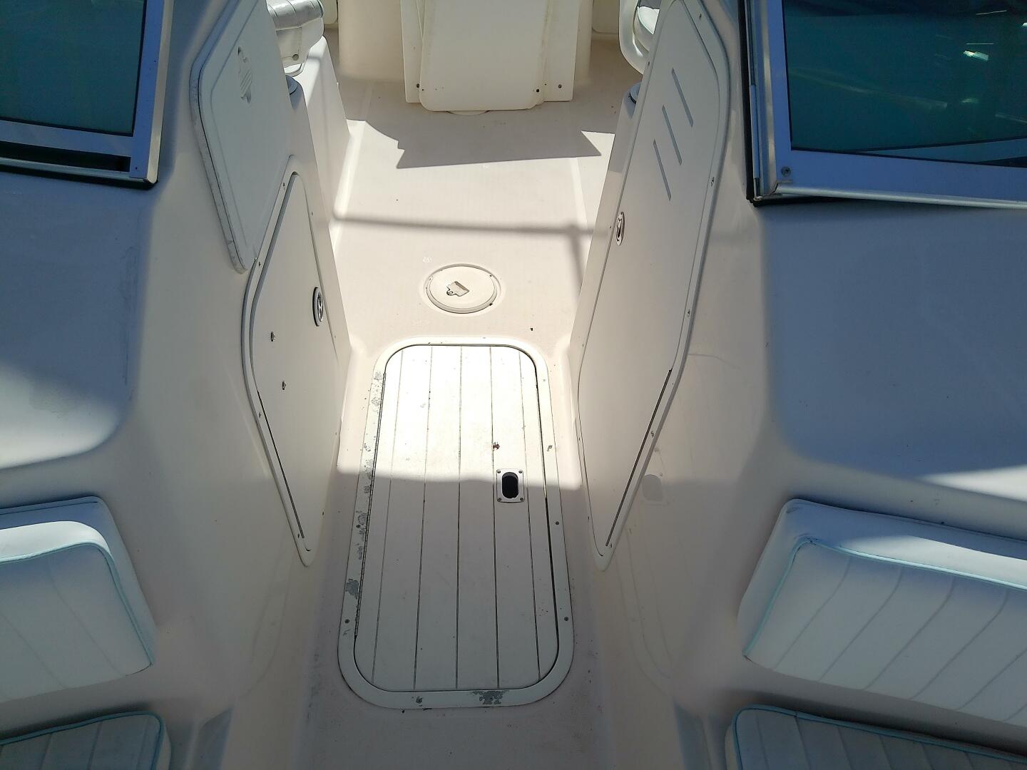 Slide: The Image of Cobia 215 Dual Console 2006 - 5212300