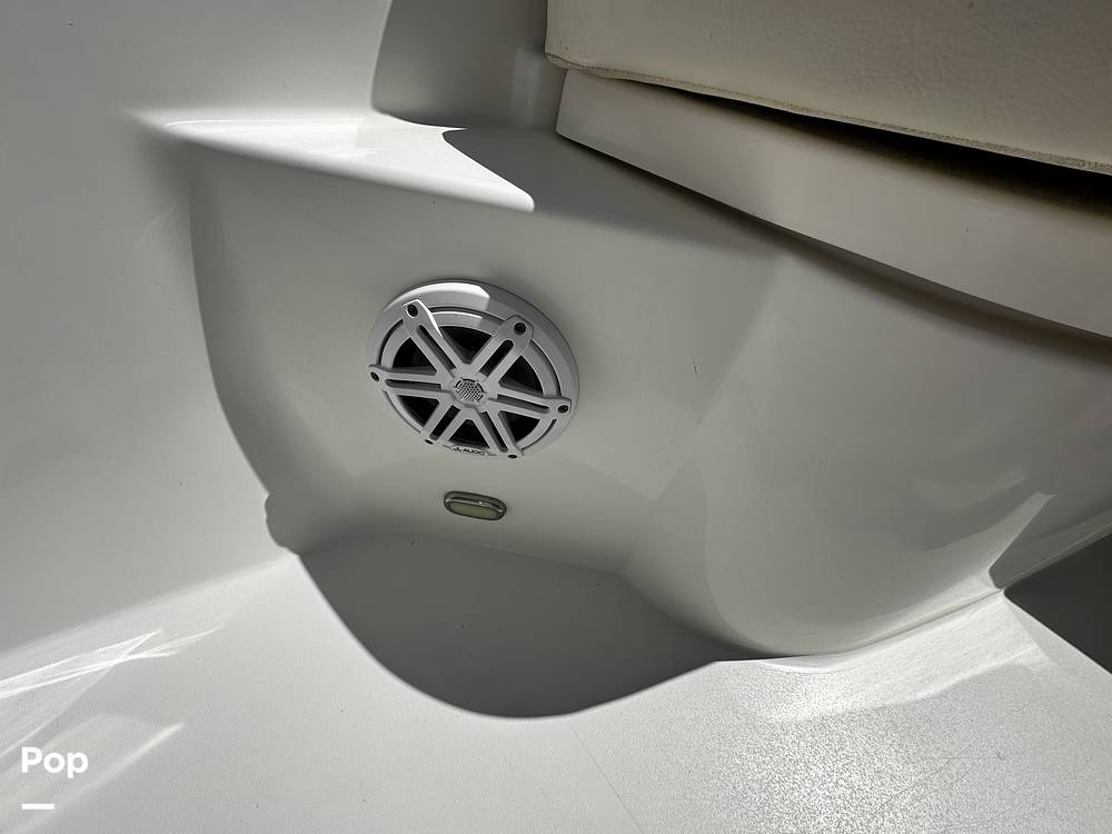 Slide: The Image of Cobia 220 CC 2021 - 15299044