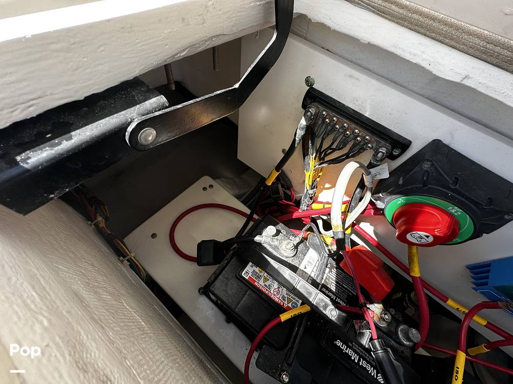 Slide: The Image of Cobia 220 CC 2021 - 15299072