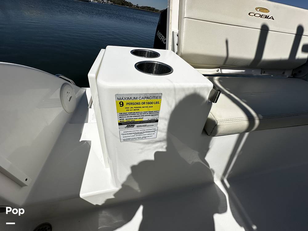 Slide: The Image of Cobia 220 CC 2021 - 15299079