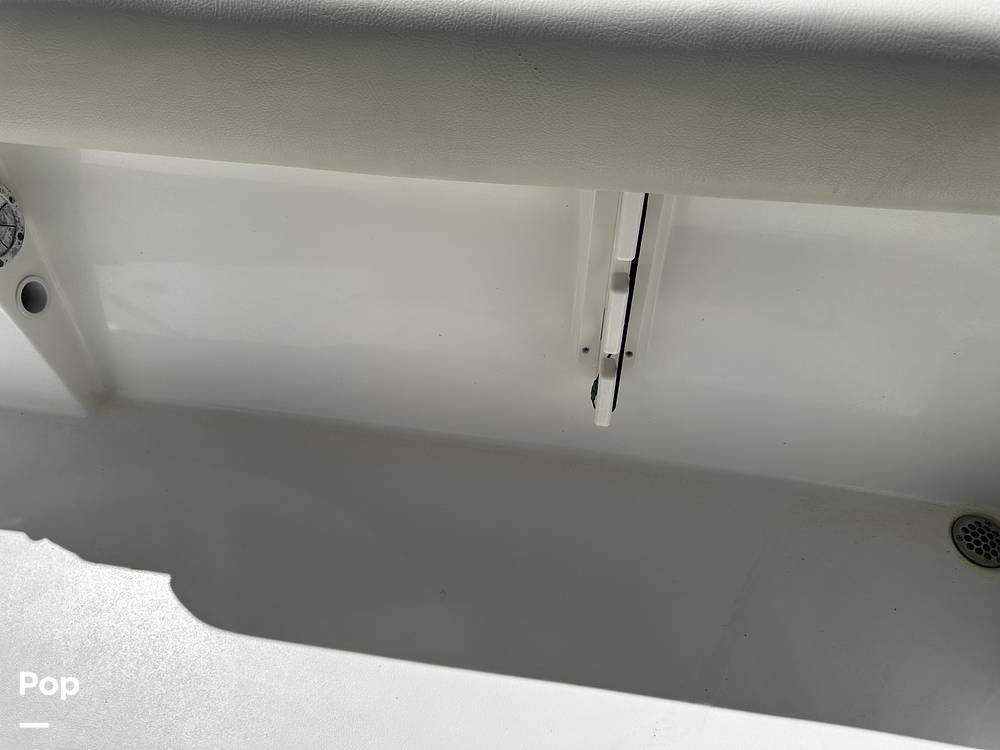 Slide: The Image of Cobia 220 CC 2021 - 15299089