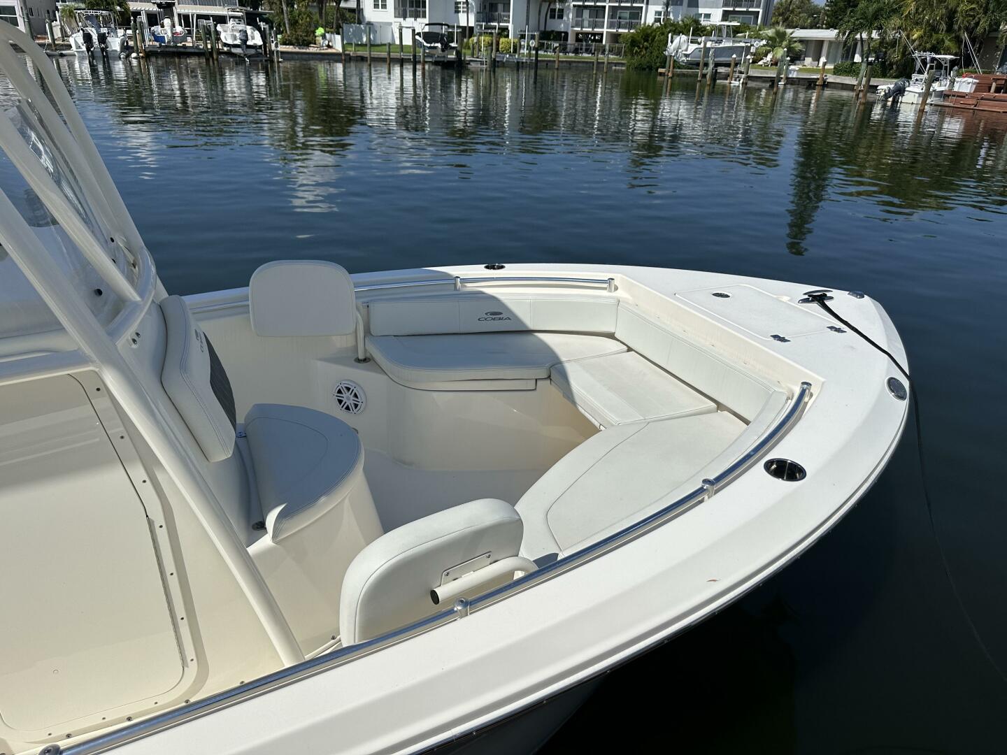 Slide: The Image of Cobia 220 CC 2023 - 4684860