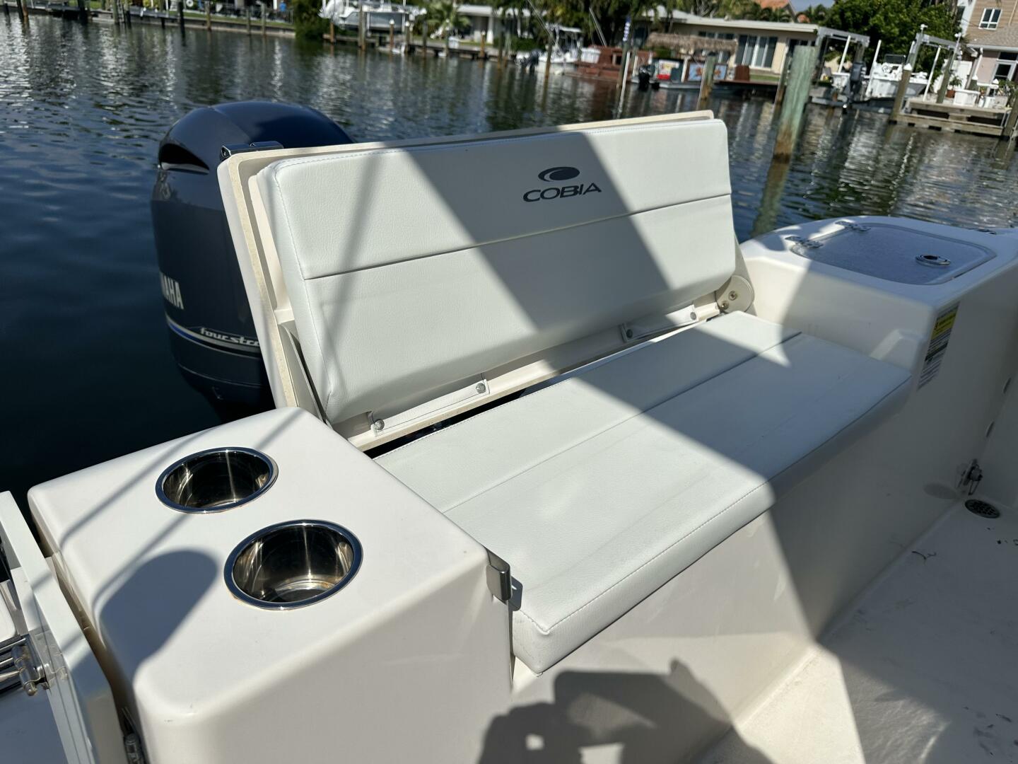 Slide: The Image of Cobia 220 CC 2023 - 4684578