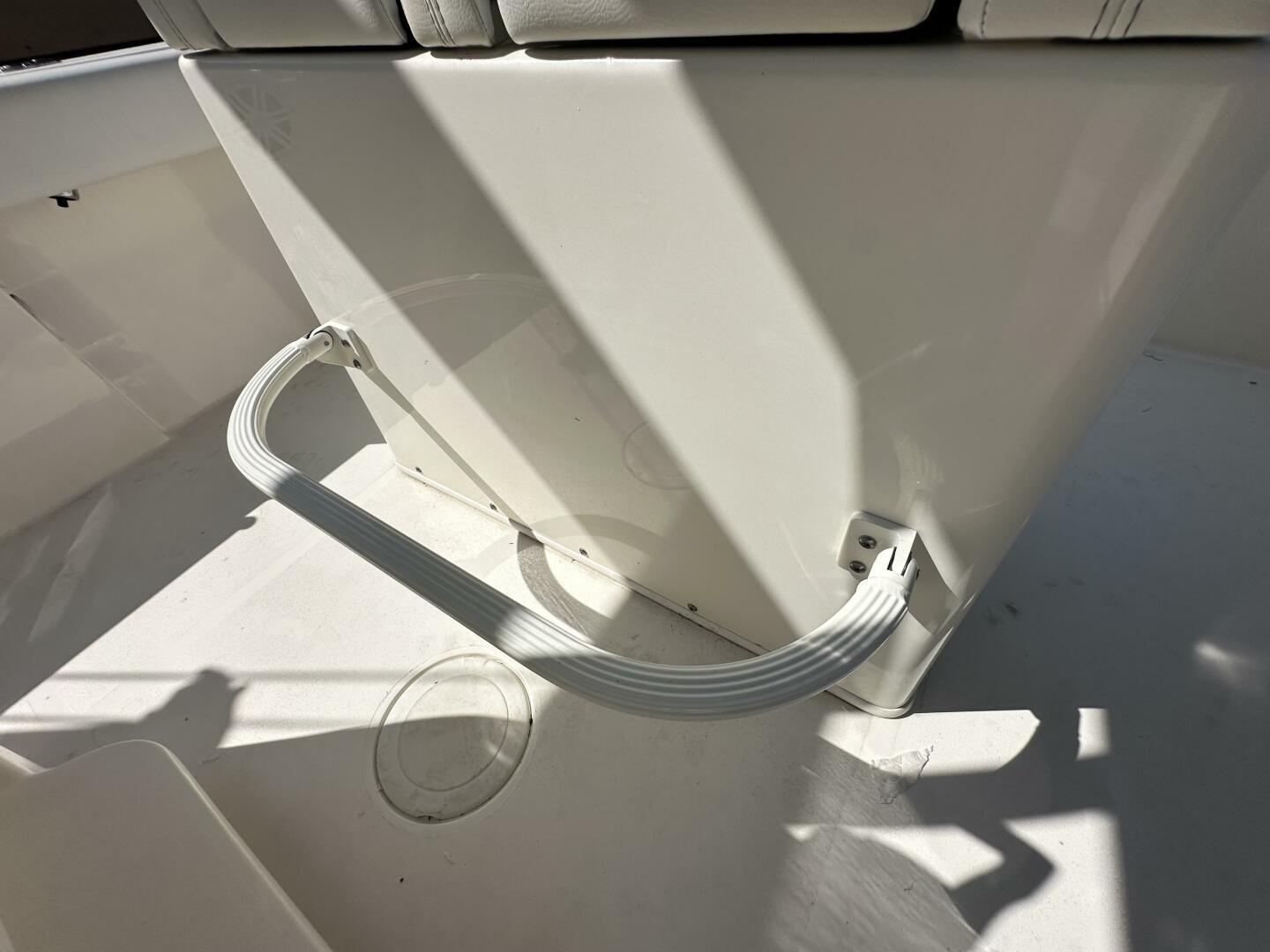 Slide: The Image of Cobia 220 CC 2023 - 4684736