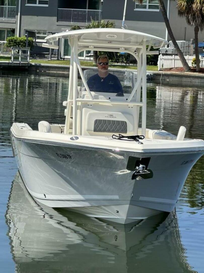 Slide: The Image of Cobia 220 CC 2023 - 4684853