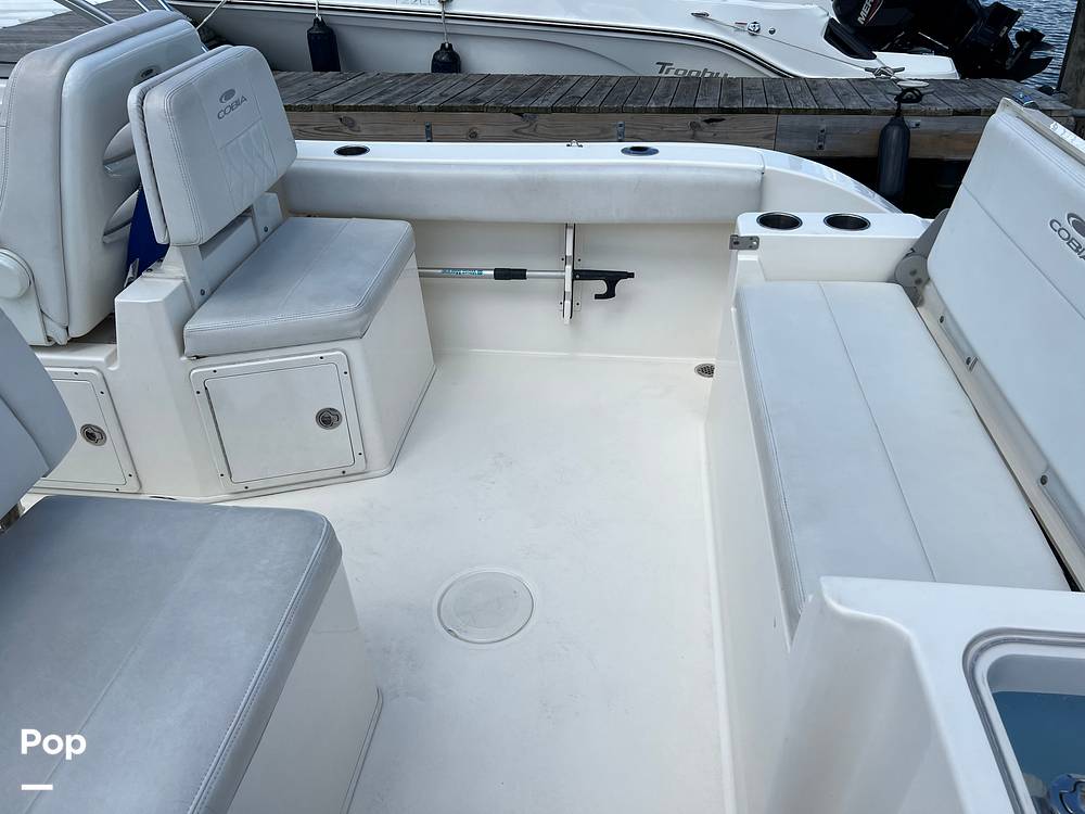 Slide: The Image of Aft Seating - 14282193
