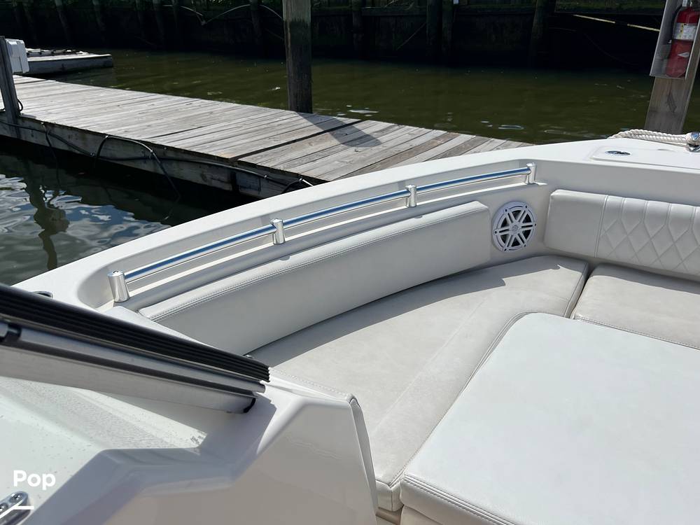Slide: The Image of Bow Seating - 14282226