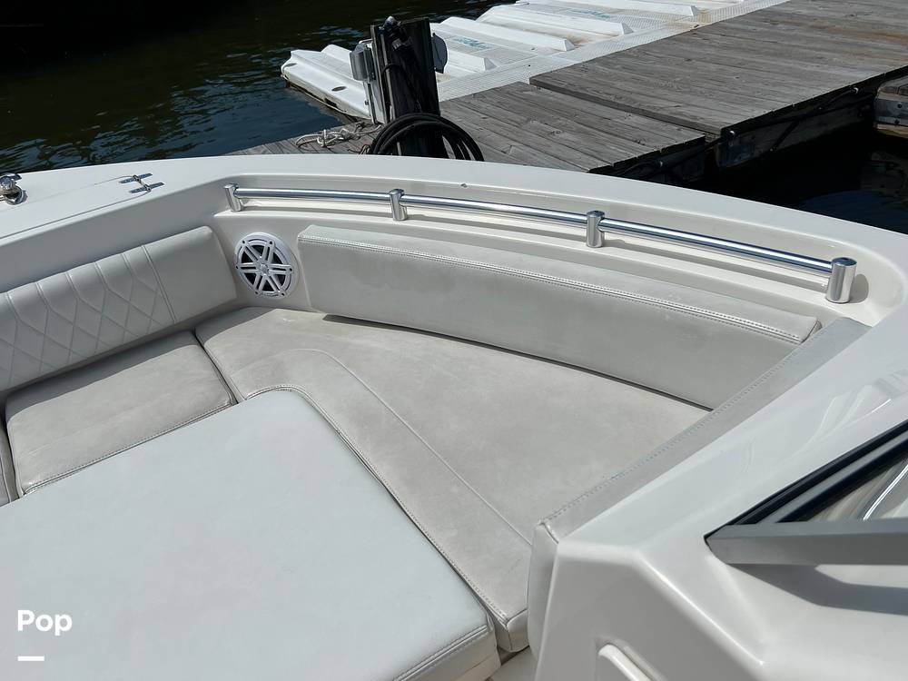 Slide: The Image of Bow Seating - 14282228