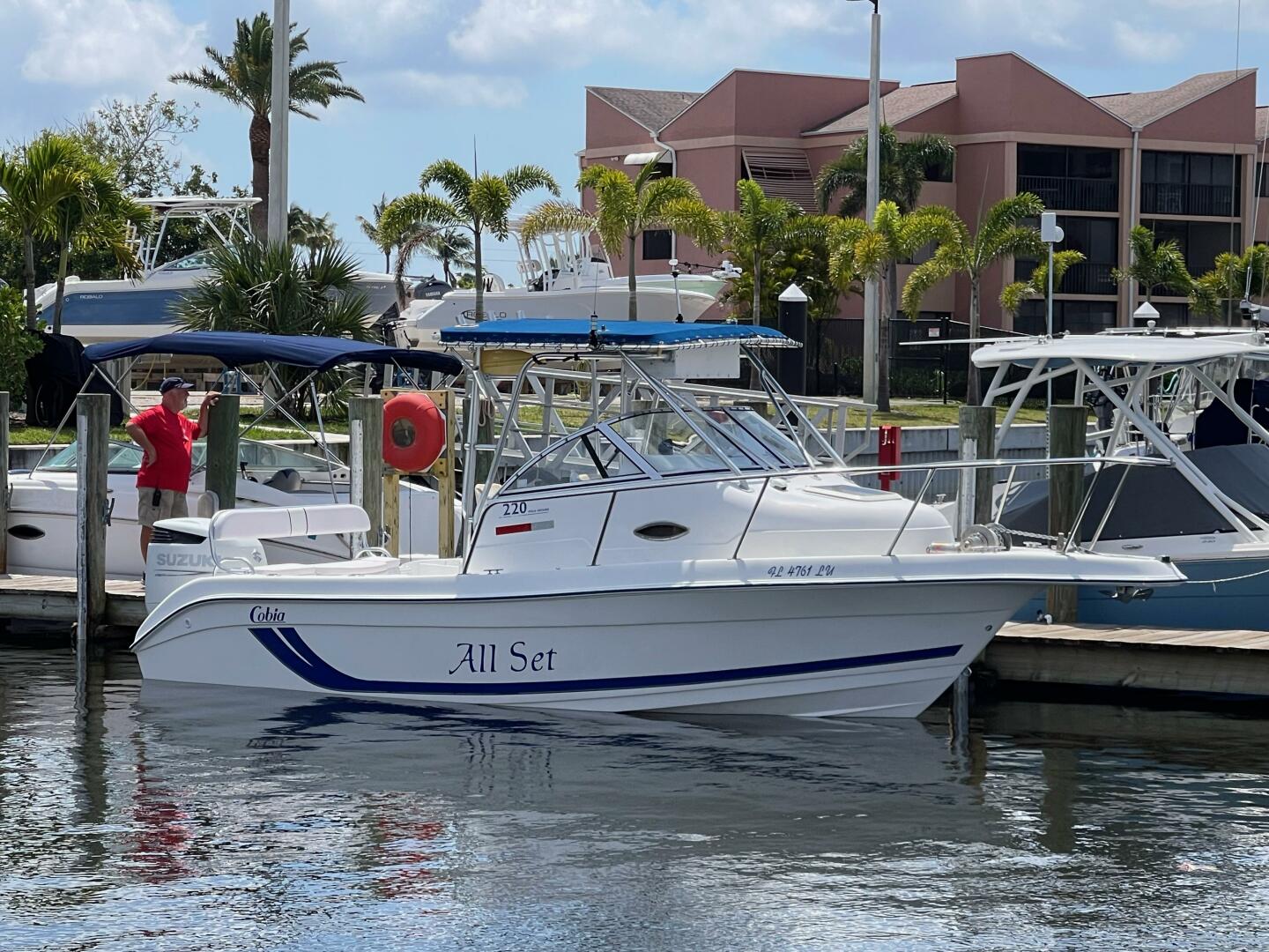 Slide: The Image of Cobia 220 Walkaround 2000 - 4268446
