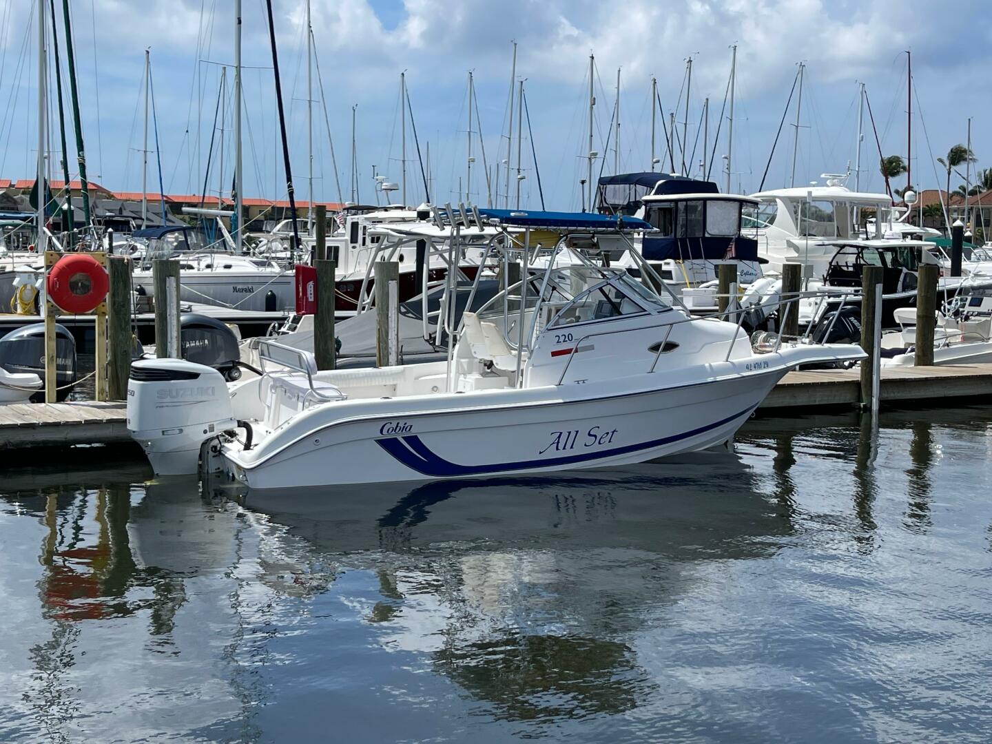 Slide: The Image of Cobia 220 Walkaround 2000 - 4268448