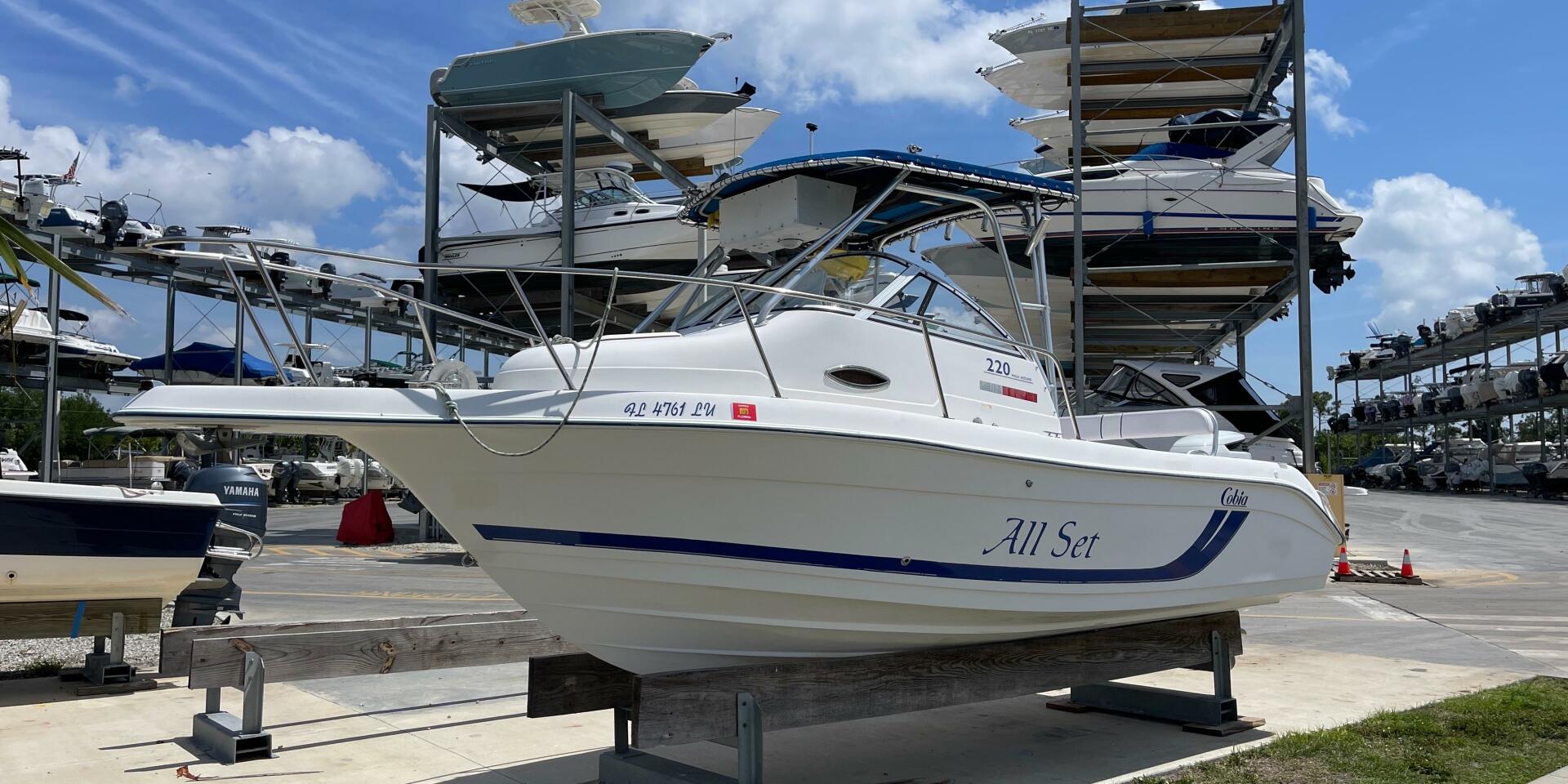 Slide: The Image of Cobia 220 Walkaround 2000 - 4268454