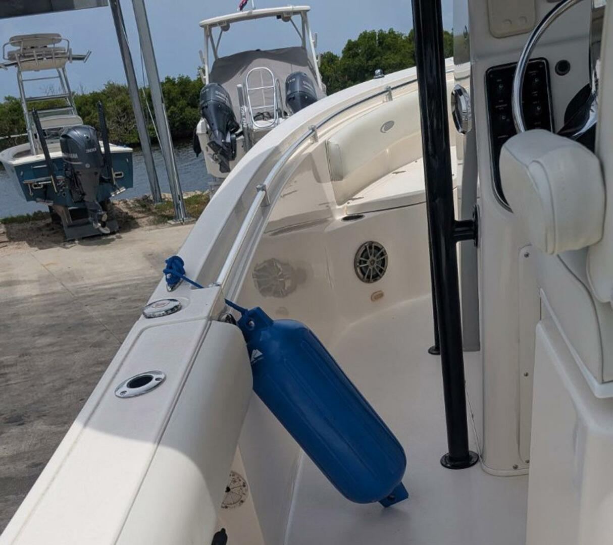 Slide: The Image of Cobia 237 Center Console 2014 - 5464534