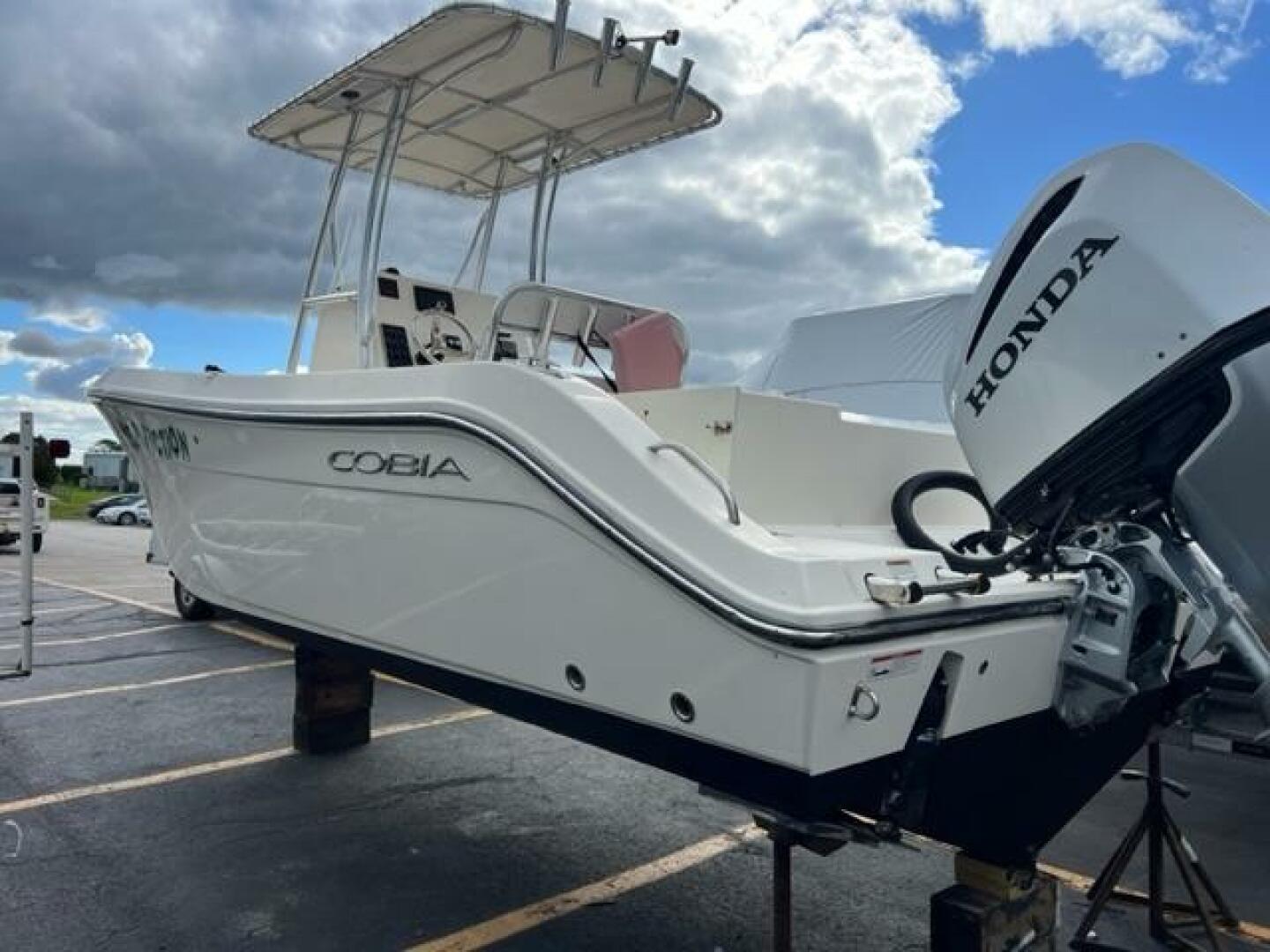 Slide: The Image of Cobia 237 Center Console 2020 - 4084163