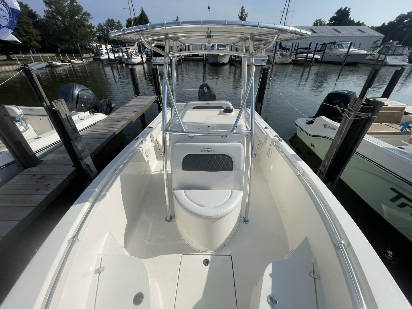 Slide: The Image of Cobia 237 Center Console 2023 - 4906268