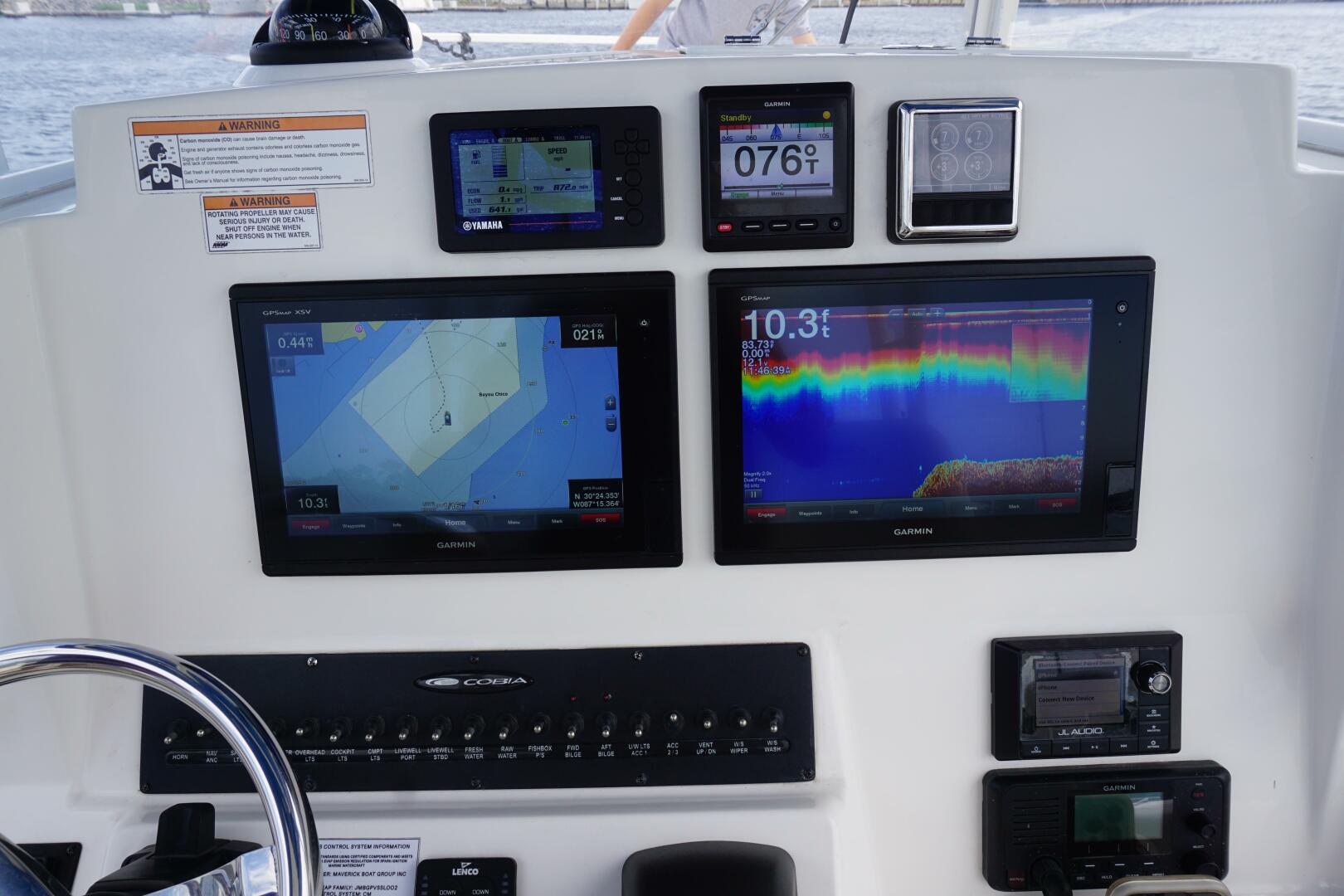 Slide: The Image of 2019 32 Cobia 320 CC SANTIAGO Electronics (2) - 4411175