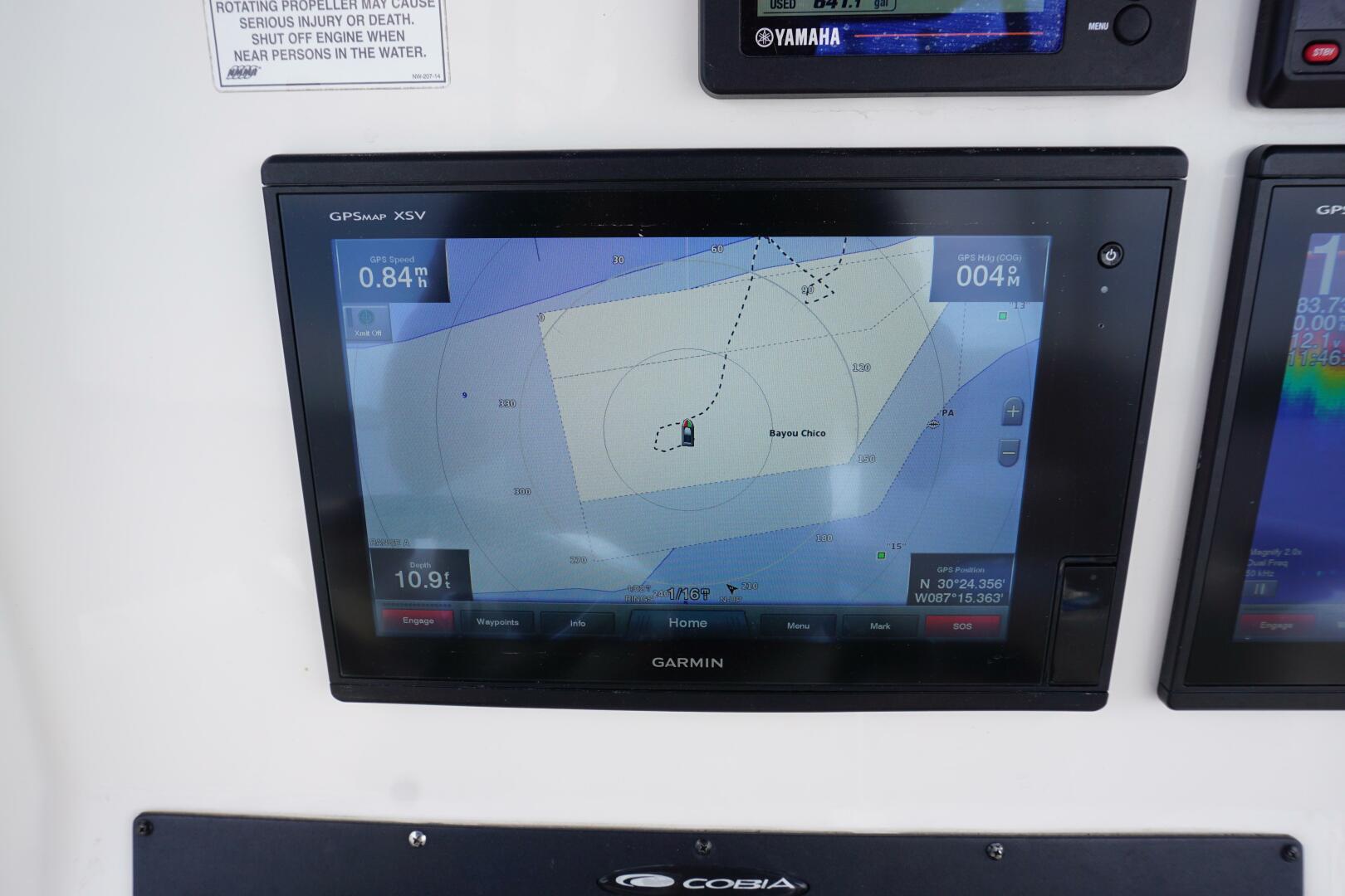 Slide: The Image of 2019 32 Cobia 320 CC SANTIAGO Electronics (3) - 4411178