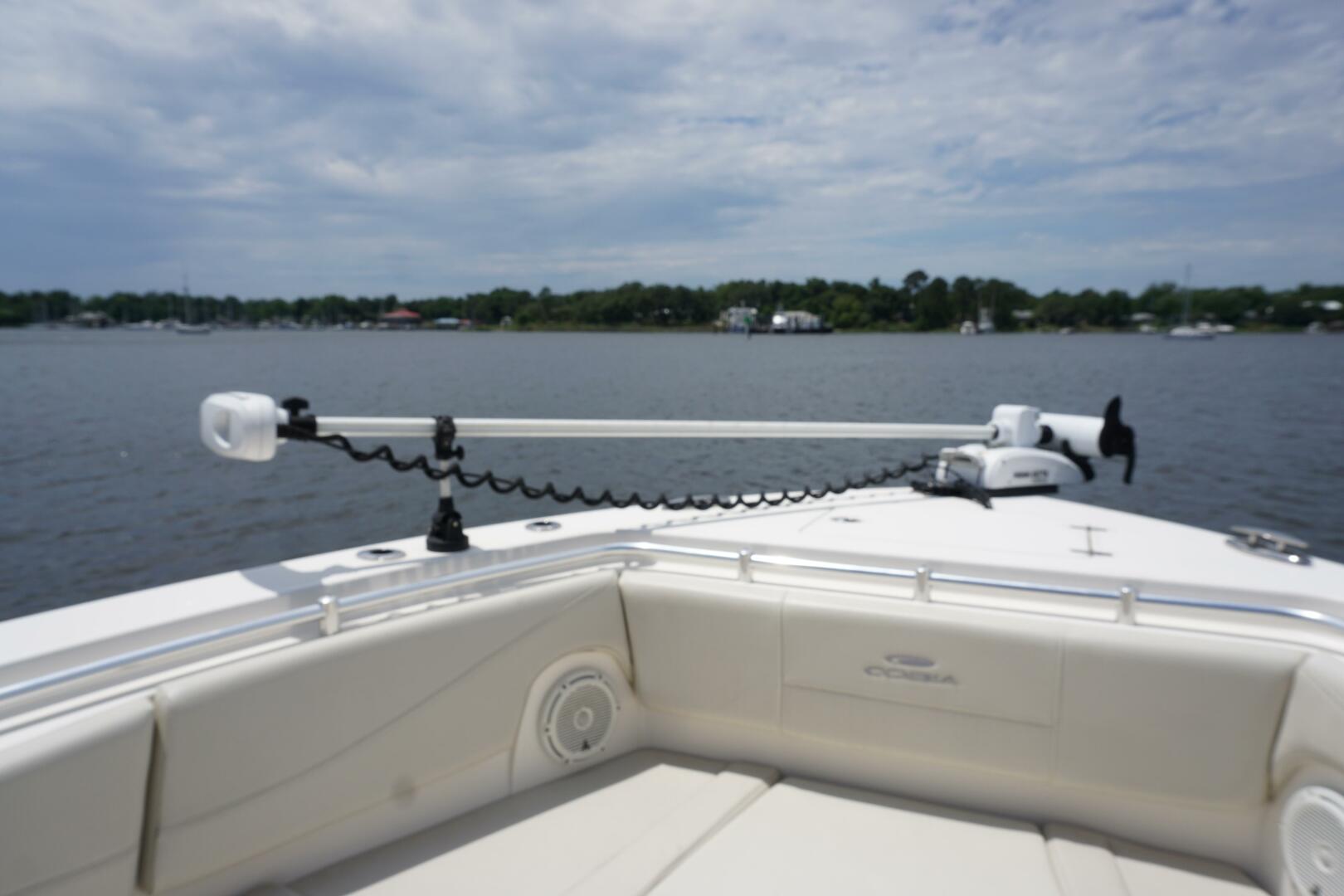 Slide: The Image of 2019 32 Cobia 320 CC SANTIAGO Trolling Motor (2) - 4411218