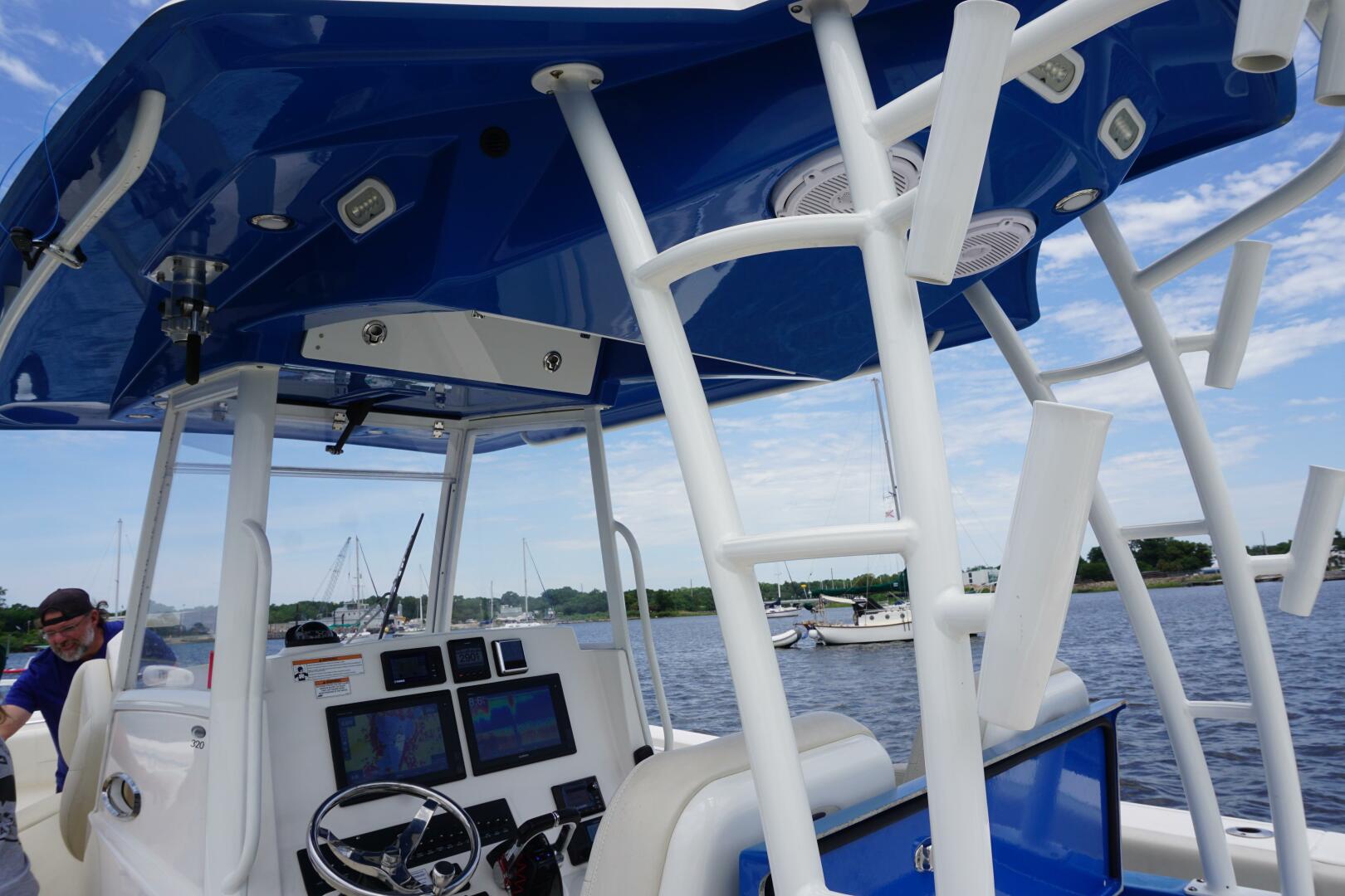 Slide: The Image of 2019 32 Cobia 320 CC SANTIAGO T Top (4) - 4411232