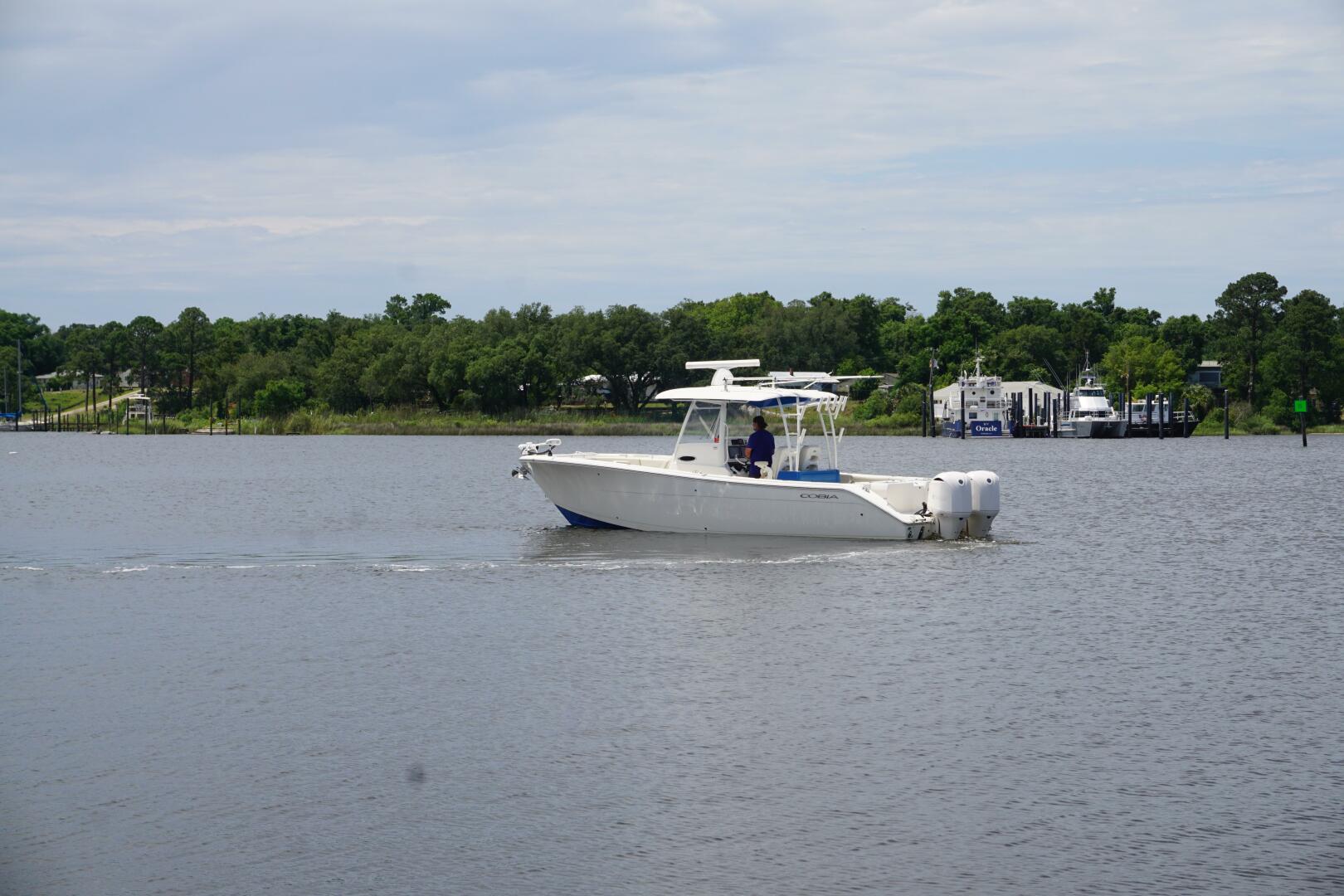 Slide: The Image of 2019 32 Cobia 320 CC SANTIAGO Port Profile (8) - 4411273